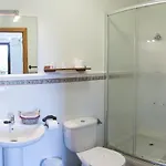 De 3*