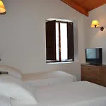 De