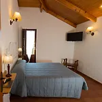De 3*